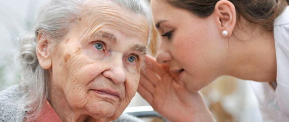 Demenza di Alzheimer, perché colpisce di più le donne