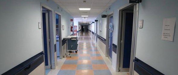 L’epidemia e l’implosione del Ssn: sospesi ricoveri ordinari in molte Regioni