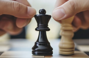 Il futuro non è una sfida tra medici ospedalieri e del territorio