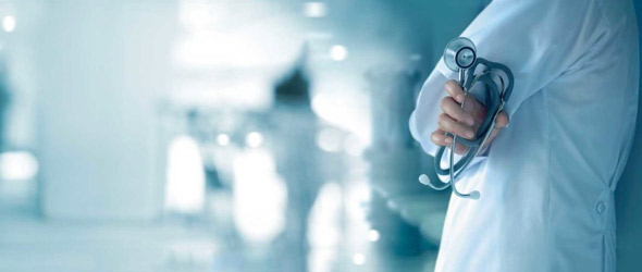 Per fronteggiare la carenza dei medici, occorrono scelte e riforme radicali 