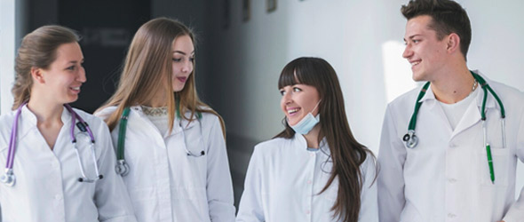 Accesso a Medicina, Fmt: basta improvvisazioni