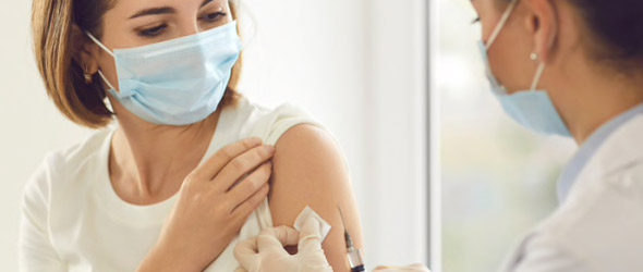 Nelle donne migliore risposta al vaccino, ma declino più rapido