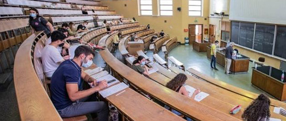 Più posti a Medicina, cambiare i DRG e arginare i gettonisti