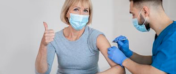 Gli italiani si fidano dei vaccini contro il Covid