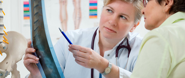 Osteoporosi da steroidi, le linee guida per prevenzione e trattamento