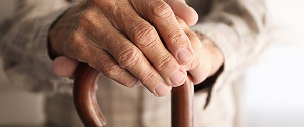 Viviamo di più, ma peggio: il paradosso della salute in Italia
