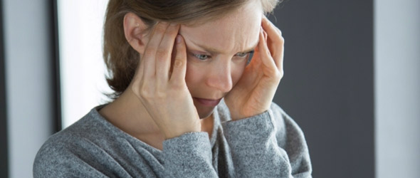 Emicrania, pubblicate le linee guida per terapia e prevenzione